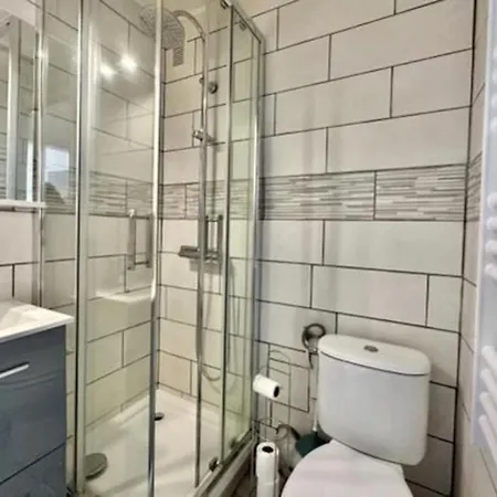 Studio Renove Face Mer, Climatise, Parking, Plage Au Pied - Fr-1-723-139 Apartamento Agde