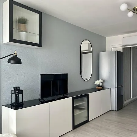 Studio Renove Face Mer, Climatise, Parking, Plage Au Pied - Fr-1-723-139 * אגדה